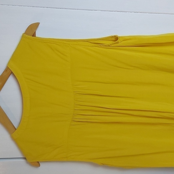 Torrid  Womens Sleeveless Button down Tie Front Yellow/ Mustard Top Sz.0 - Picture 6 of 9